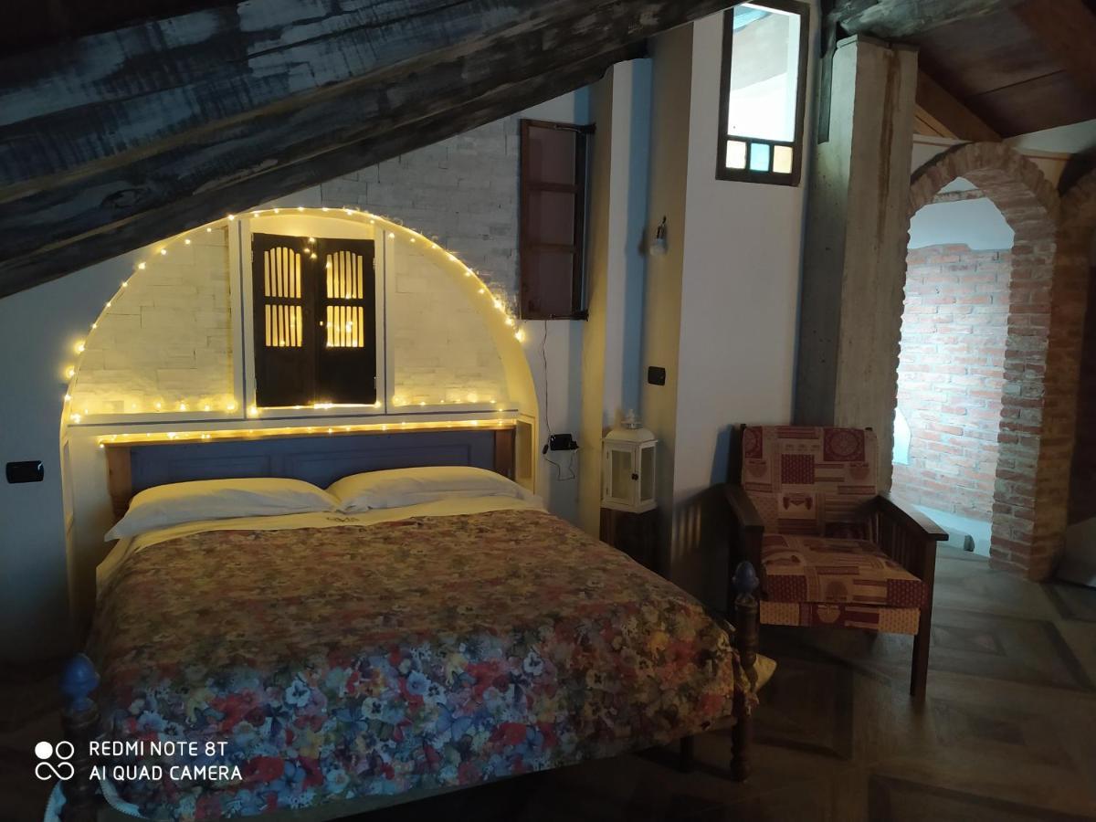 La Via' Bed & Breakfast Cavour Exterior photo