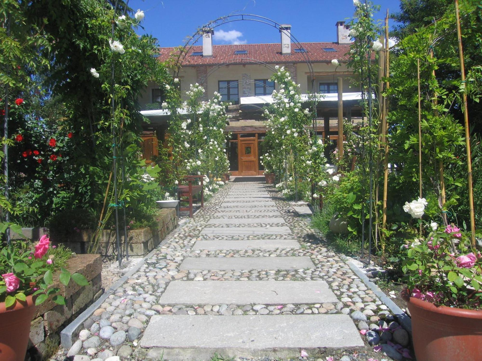 La Via' Bed & Breakfast Cavour Exterior photo