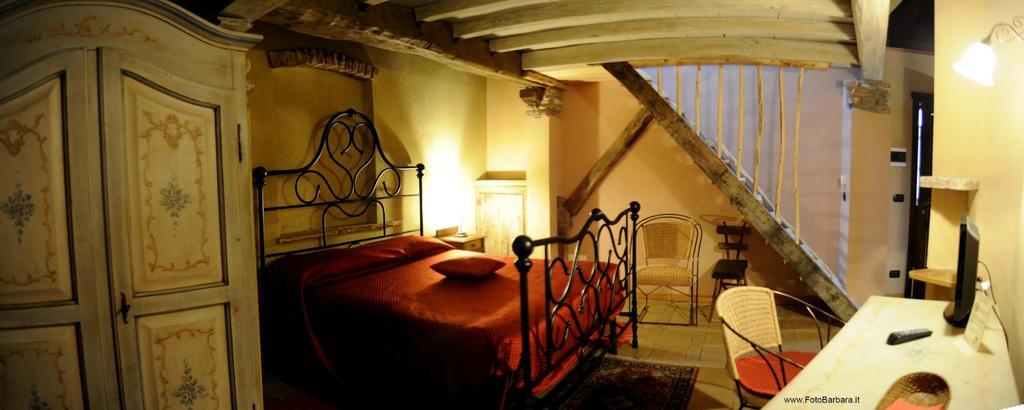 La Via' Bed & Breakfast Cavour Exterior photo